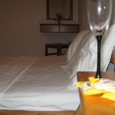 Irilena Apartments Stalís Phòng bức ảnh