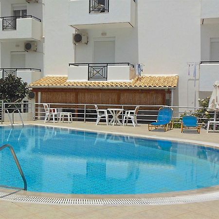 Irilena Apartments Stalís Ngoại thất bức ảnh