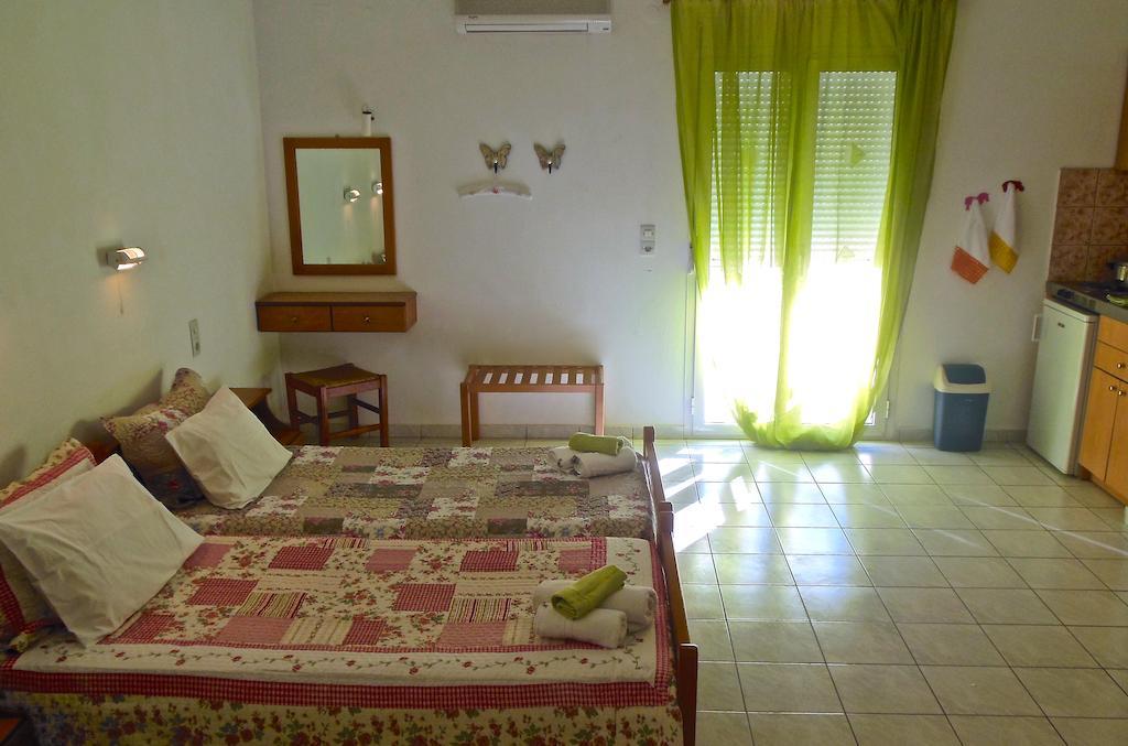 Irilena Apartments Stalís Phòng bức ảnh