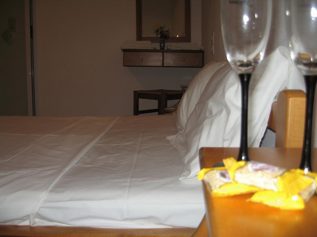 Irilena Apartments Stalís Phòng bức ảnh